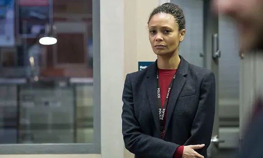 《重任在肩 第四季》全集/line of duty season 4在线观看